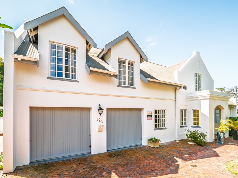 4 Bedroom Property for Sale in Belvidere Estate Western Cape